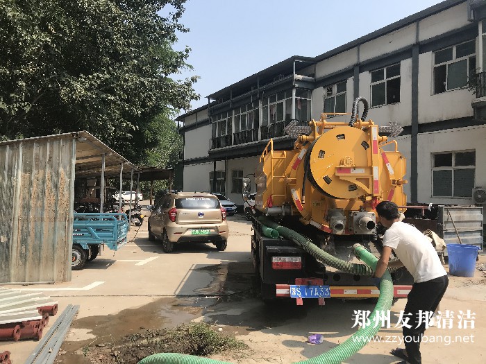郑州专业维修化粪池堵塞化粪池溢水污水管道疏通清理